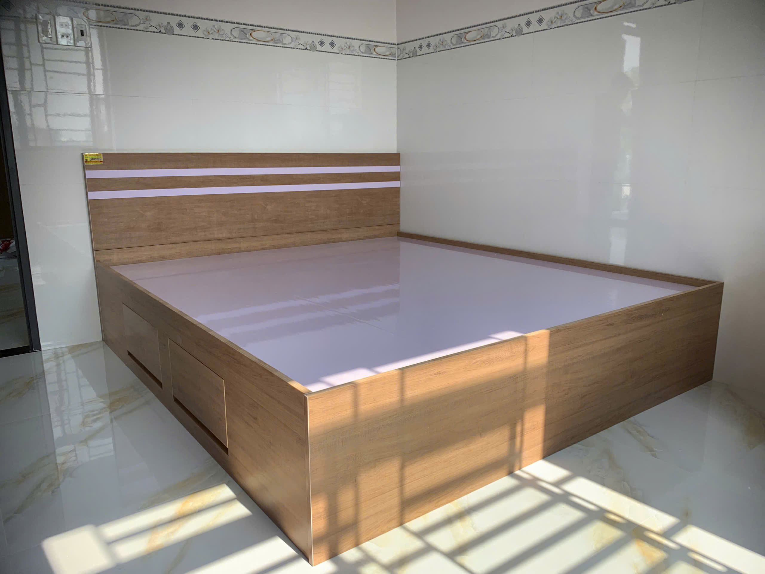 GIƯỜNG NGỦ NHỰA CAO CẤP GN74