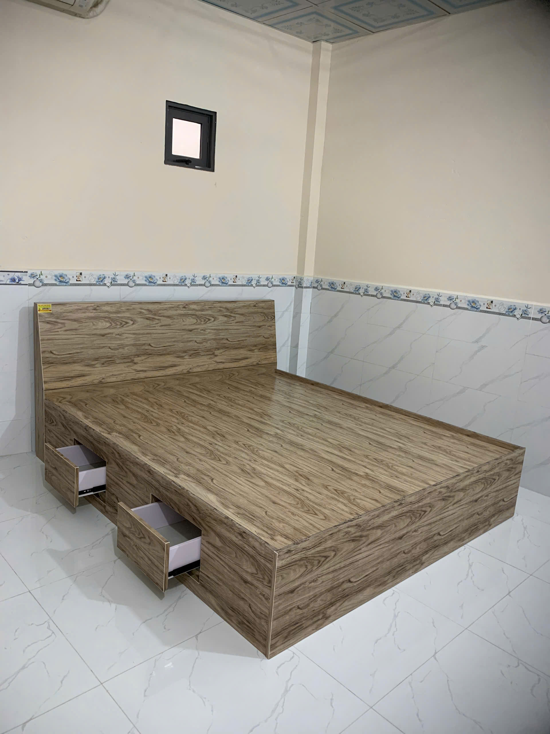 GIƯỜNG NGỦ NHỰA CAO CẤP GN79