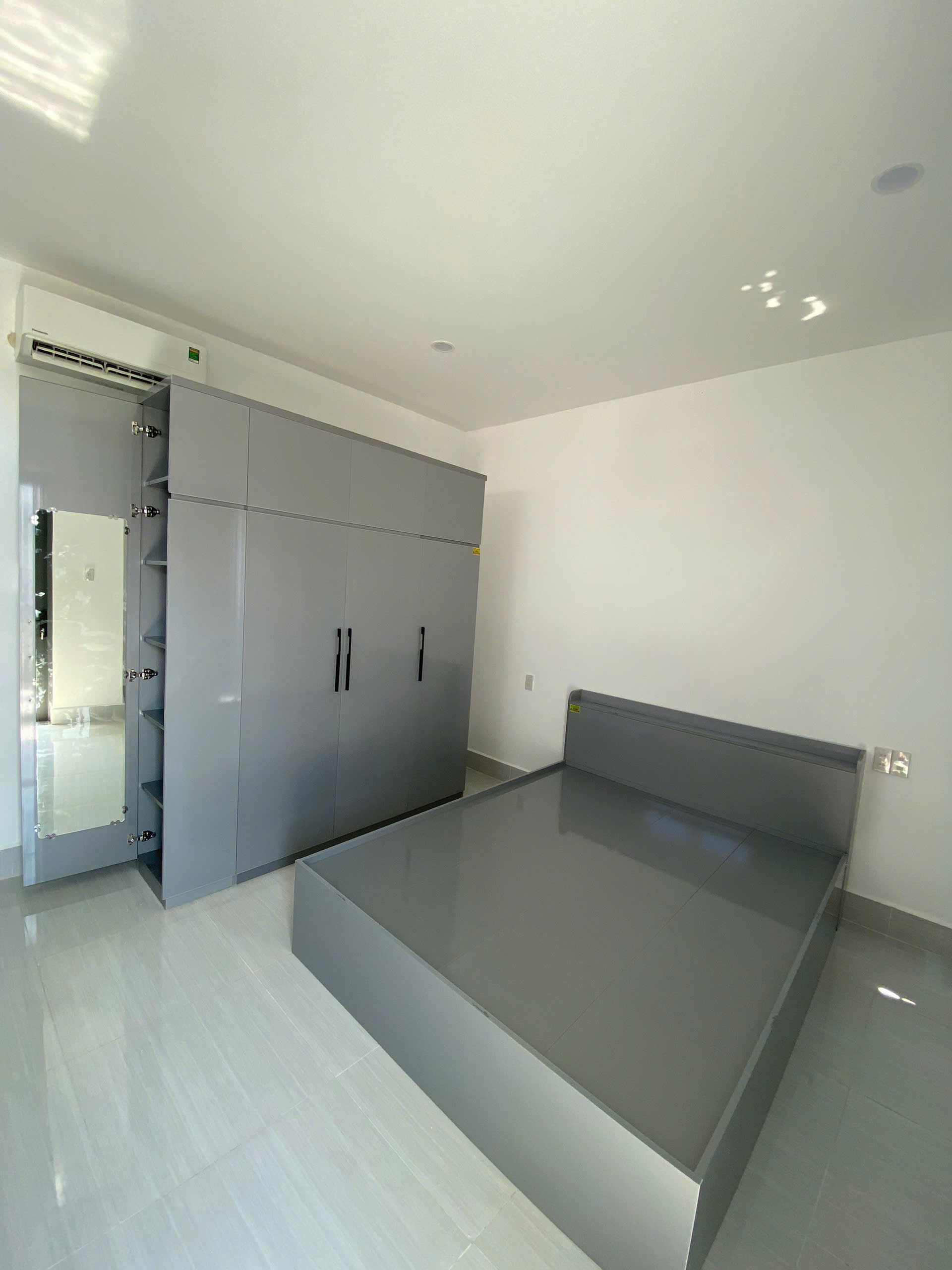 GIƯỜNG NGỦ NHỰA CAO CẤP GN87