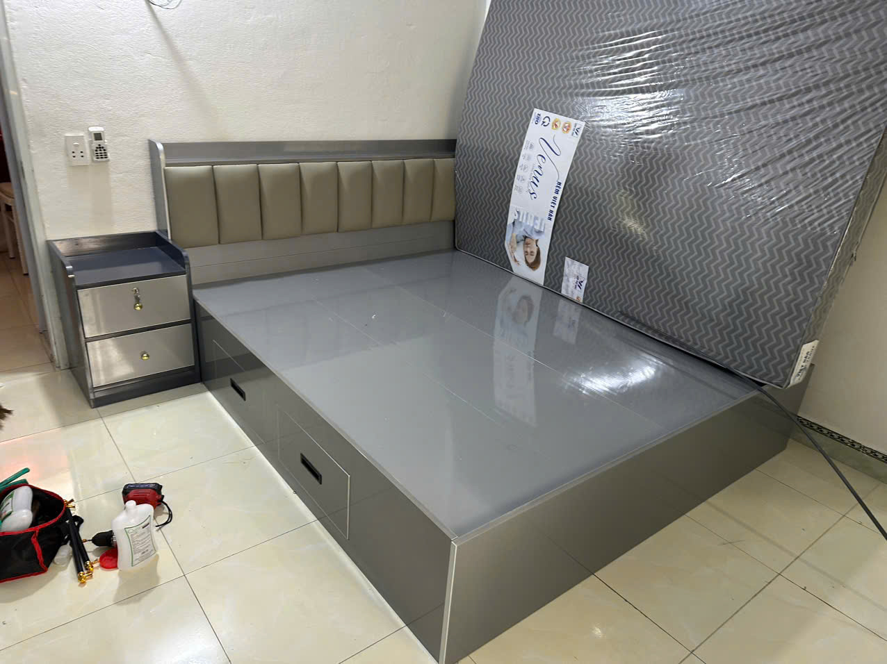 GIƯỜNG NGỦ NHỰA CAO CẤP GN88