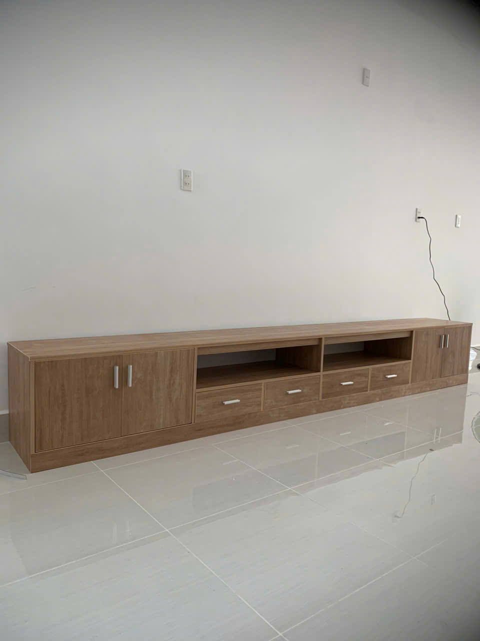 Kệ Tivi nhựa KTV00123