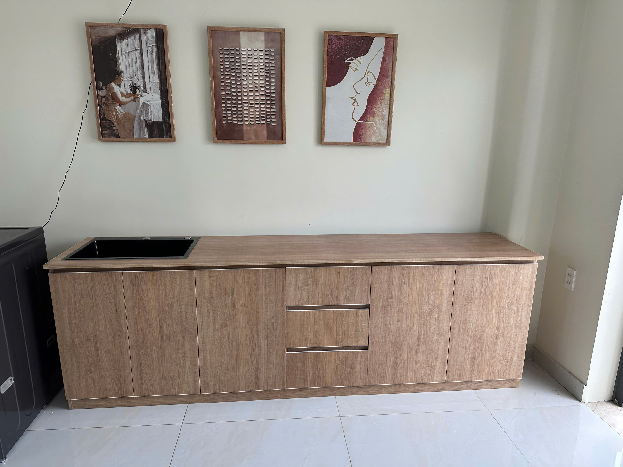 Thi công mẫu tủ bếp nhựa B23