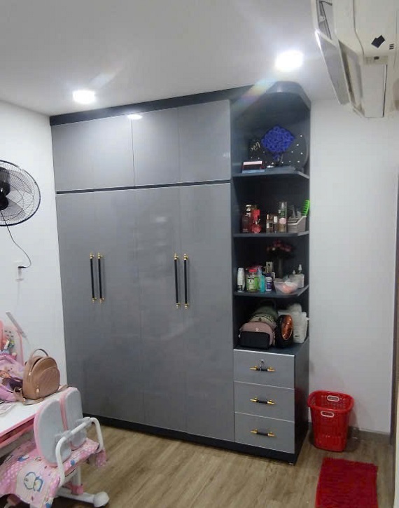 Tủ nhựa người lớn mẫu TNL139