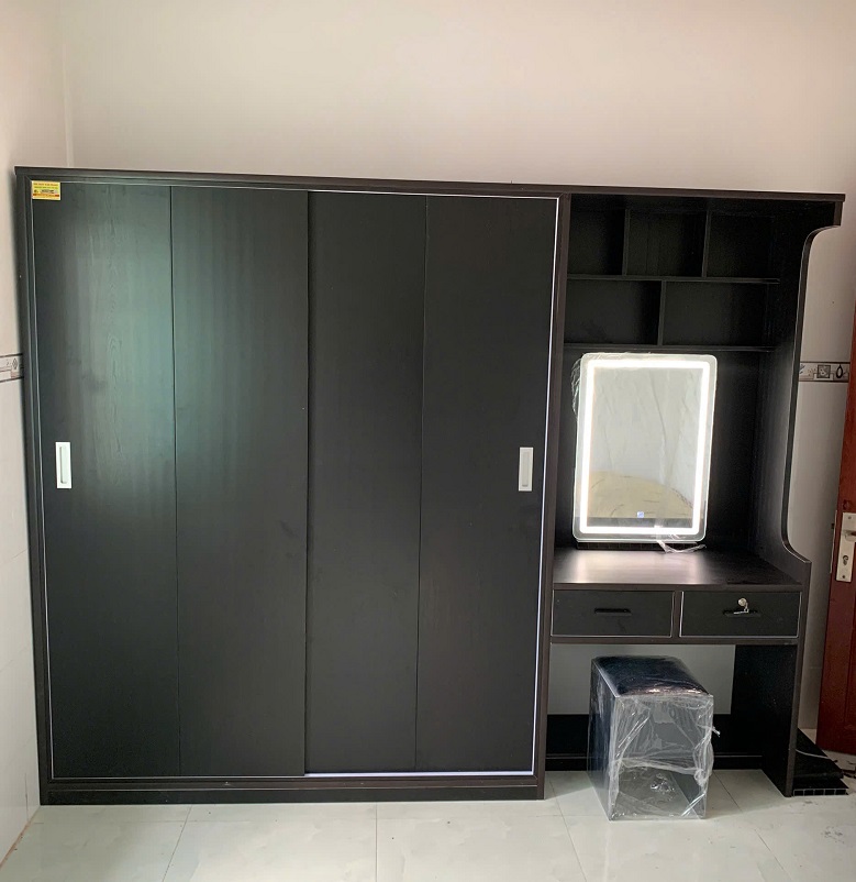 Tủ nhựa người lớn mẫu TNL150