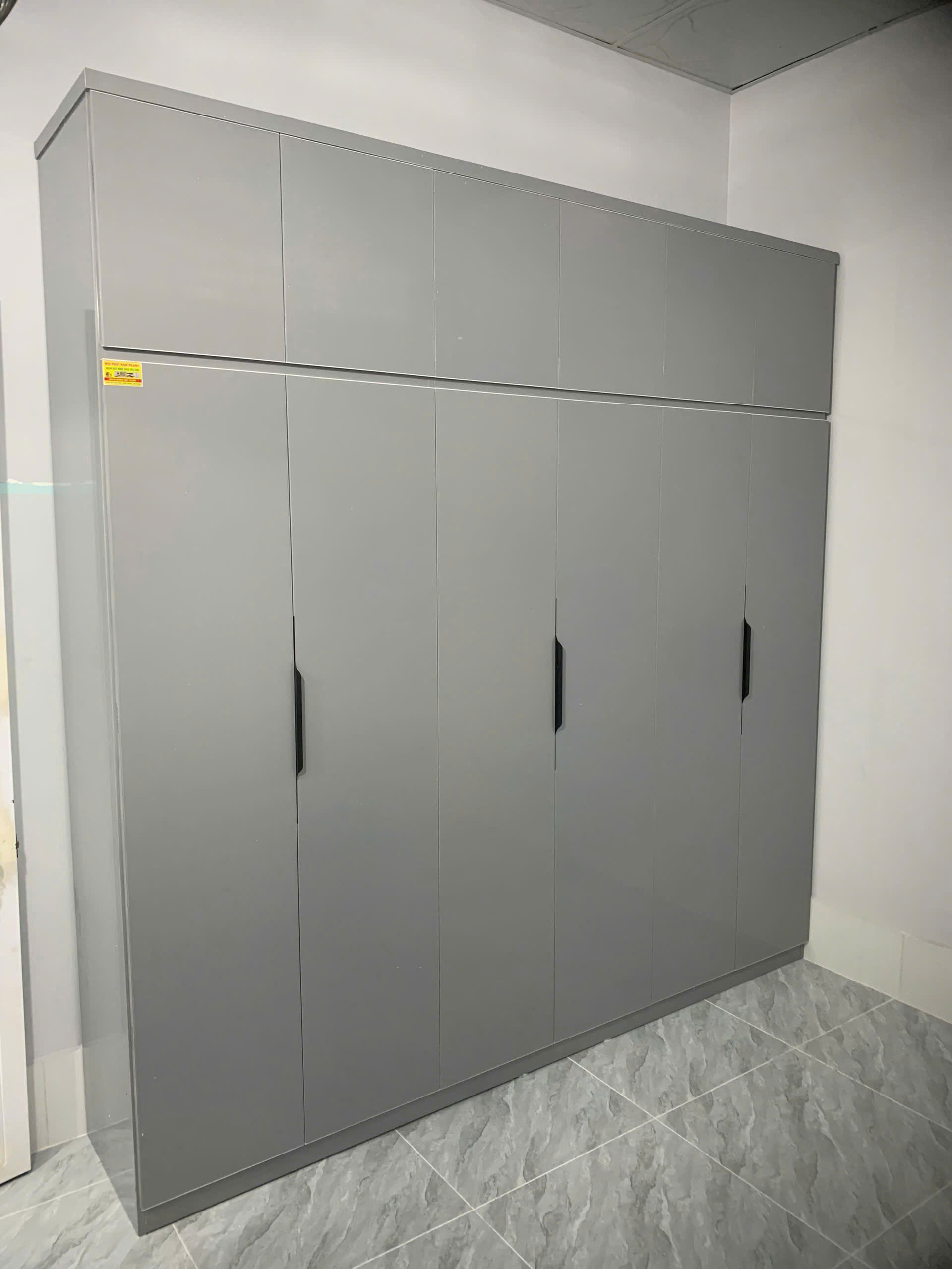 Tủ nhựa người lớn mẫu TNL153