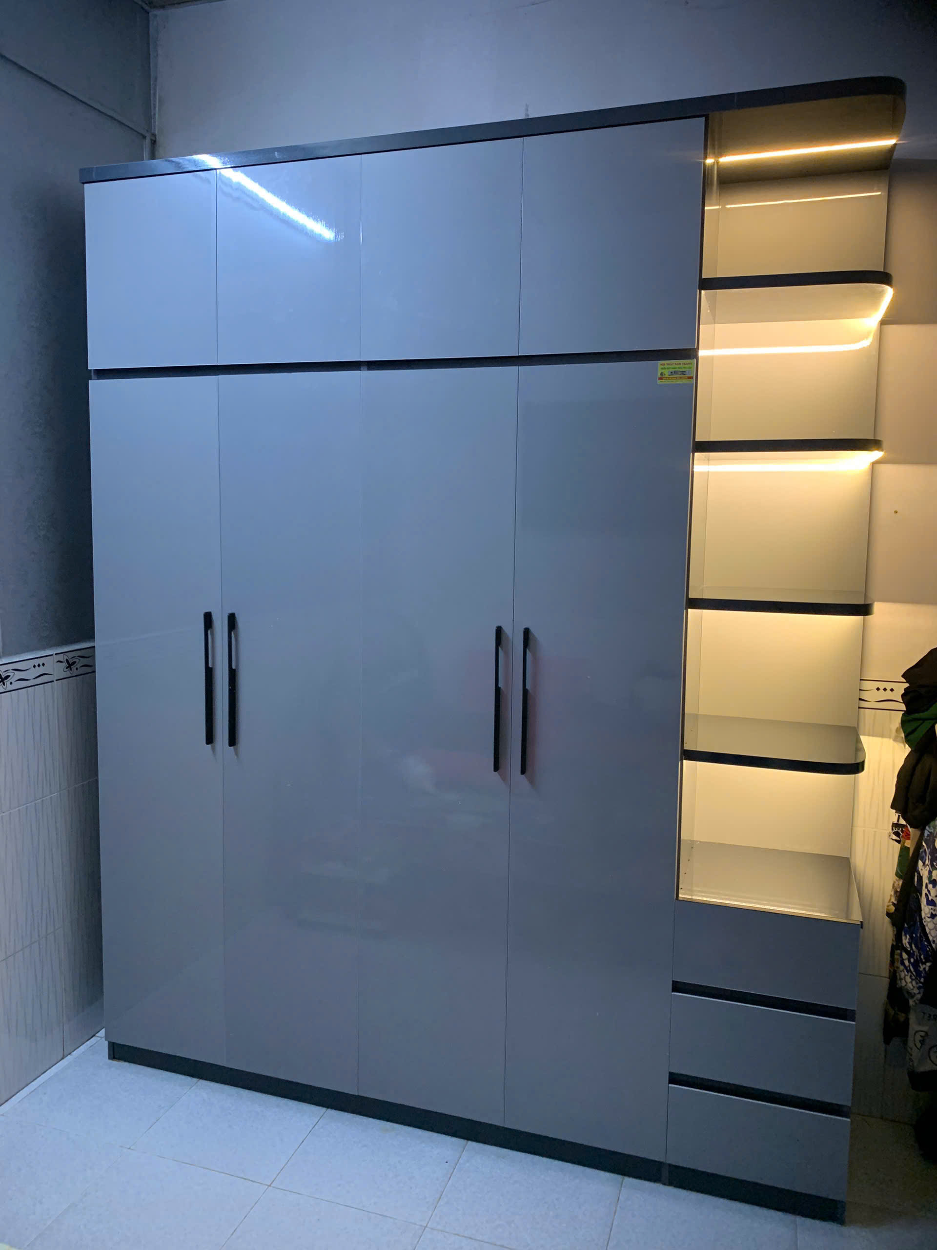 Tủ nhựa người lớn mẫu TNL172