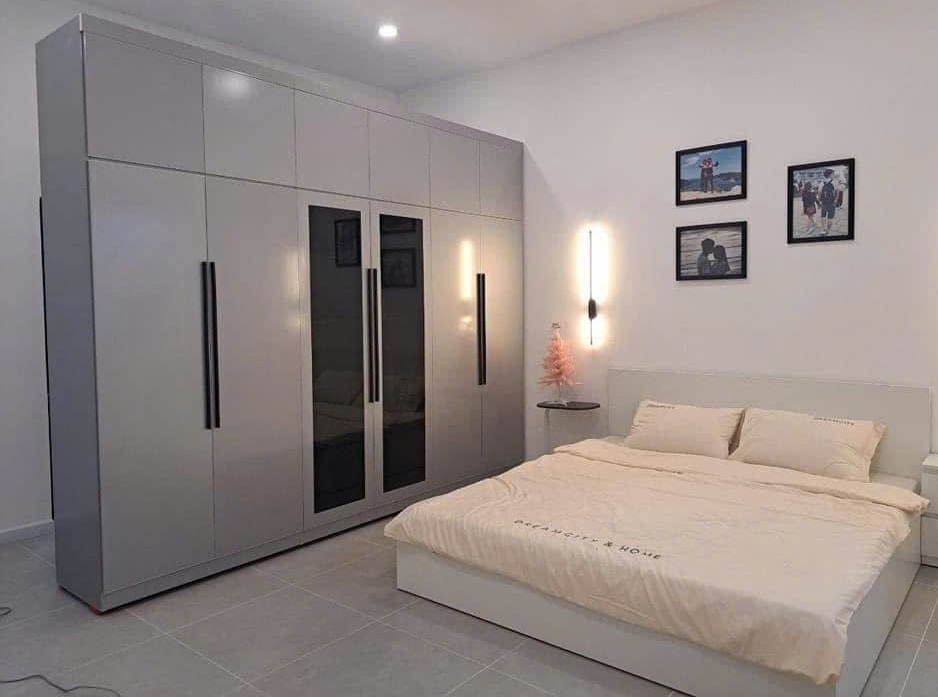 Tủ nhựa người lớn mẫu TNL209