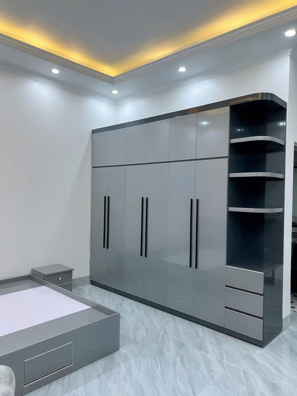 Tủ nhựa người lớn mẫu TNL215