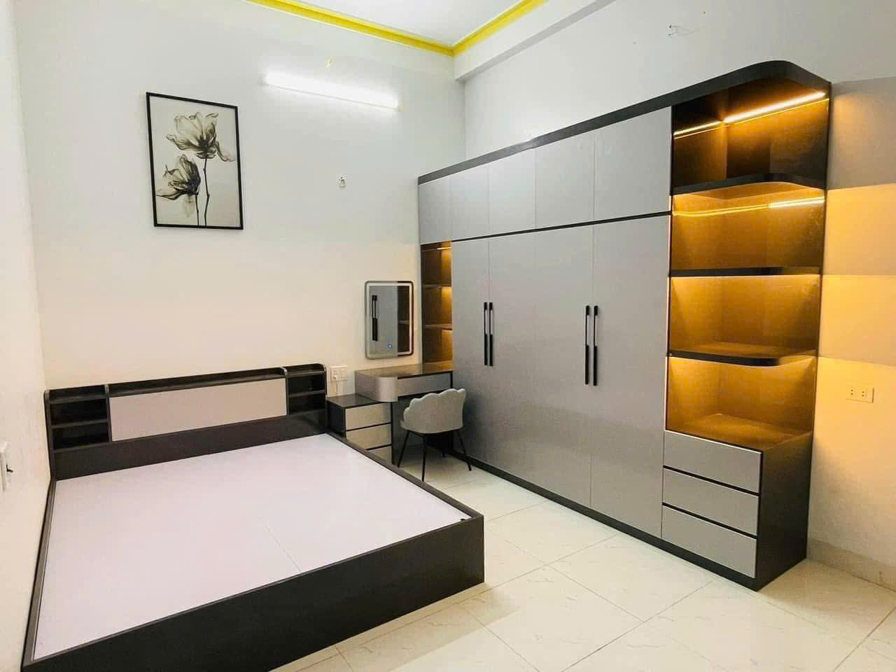 Tủ nhựa người lớn mẫu TNL224
