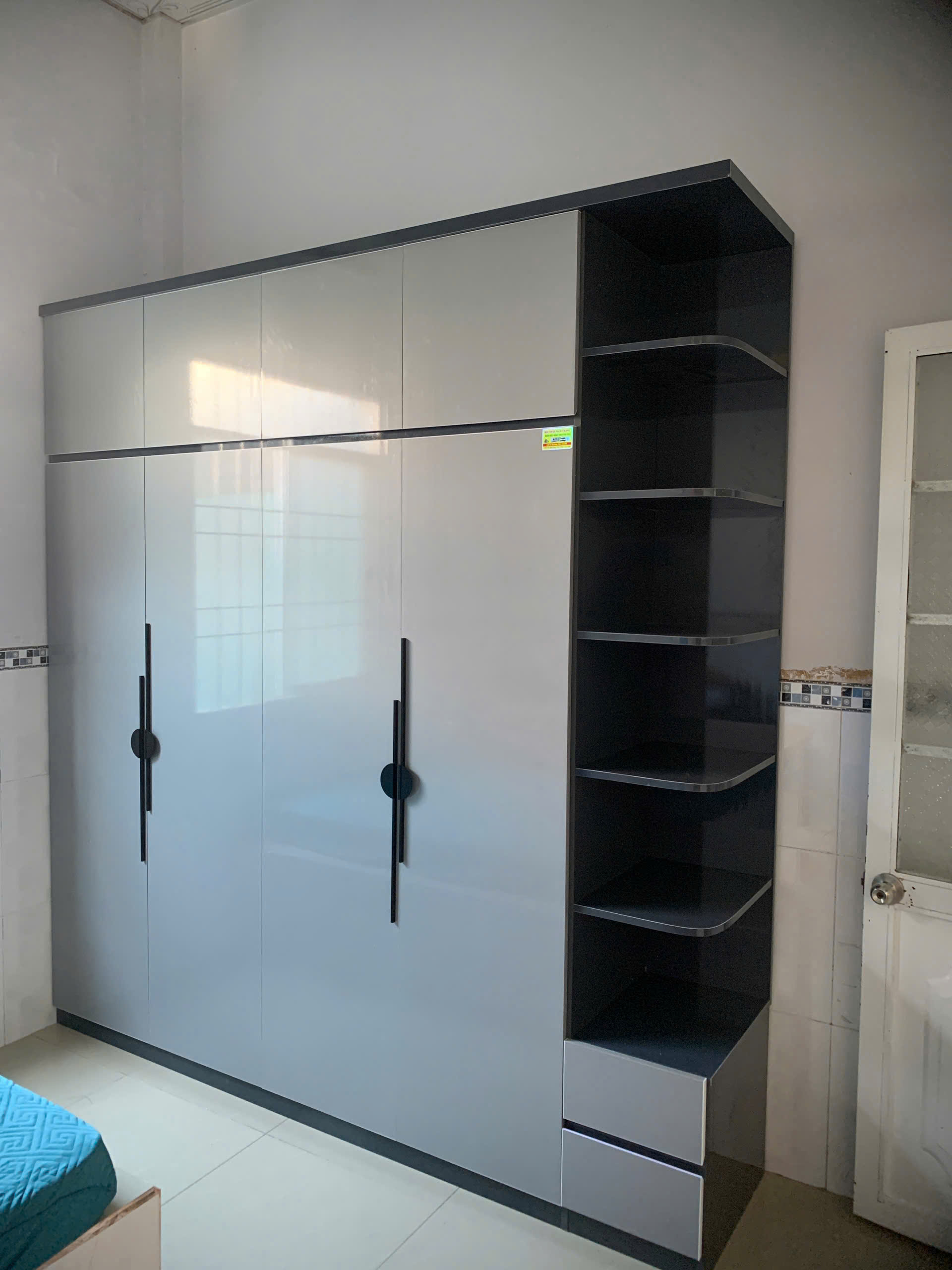 Tủ nhựa người lớn mẫu TNL245