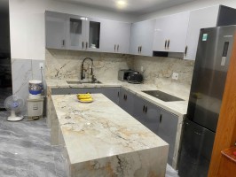 Thi công mẫu tủ bếp nhựa B15