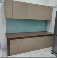 Thi công mẫu tủ bếp nhựa B42