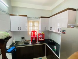 Thi công mẫu tủ bếp nhựa B49